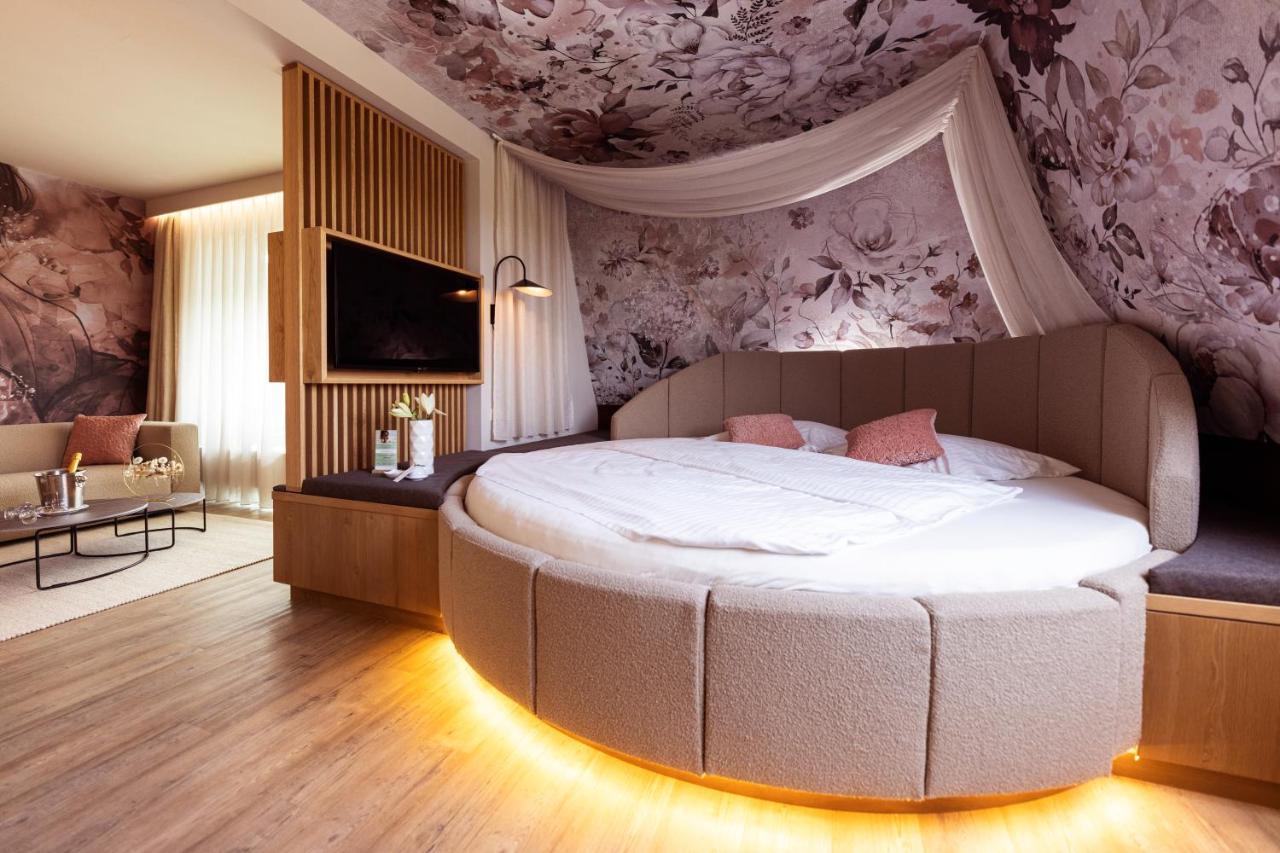 Hotel Vier Jahreszeiten Loipersdorf Loipersdorf bei Fuerstenfeld Luaran gambar