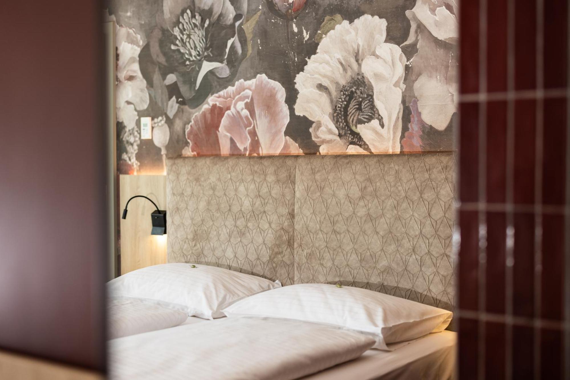 Hotel Vier Jahreszeiten Loipersdorf Loipersdorf bei Fuerstenfeld Bilik gambar