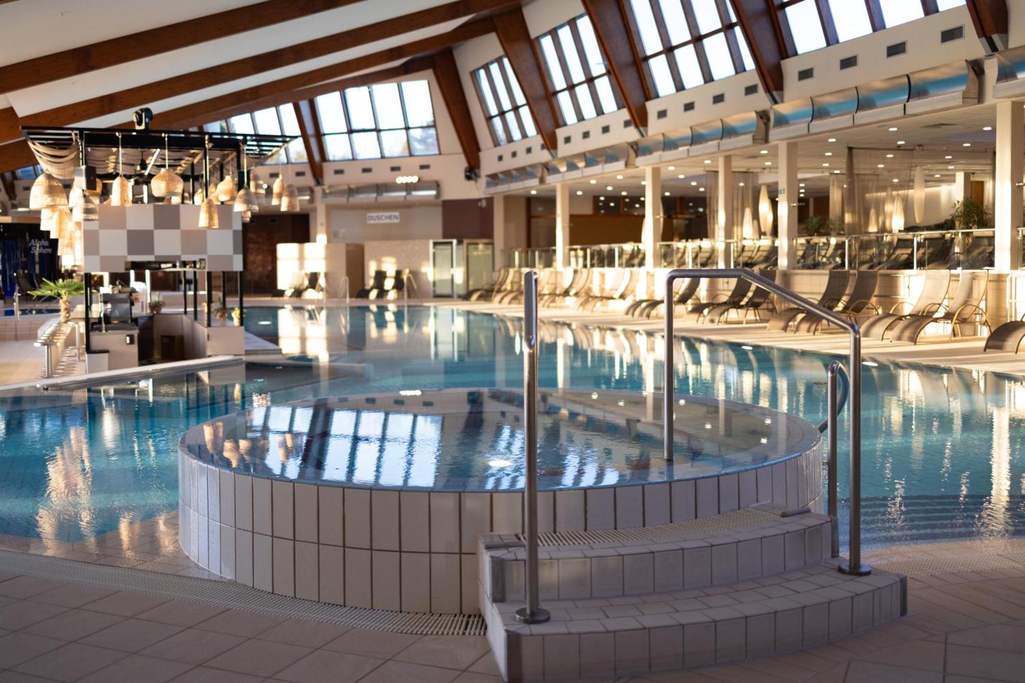 Hotel Vier Jahreszeiten Loipersdorf Loipersdorf bei Fuerstenfeld Luaran gambar
