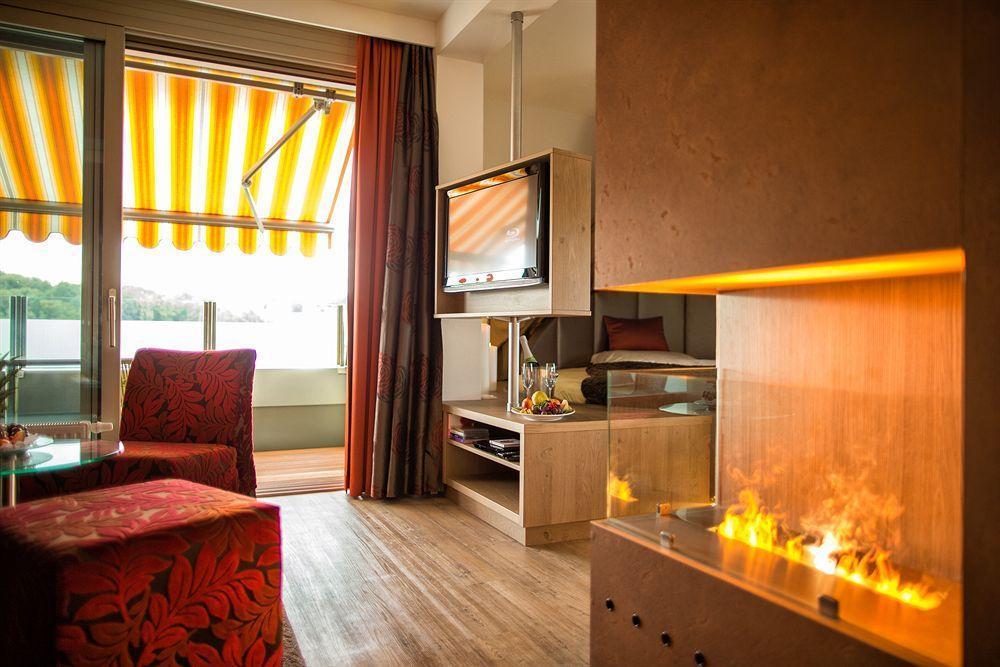 Hotel Vier Jahreszeiten Loipersdorf Loipersdorf bei Fuerstenfeld Luaran gambar